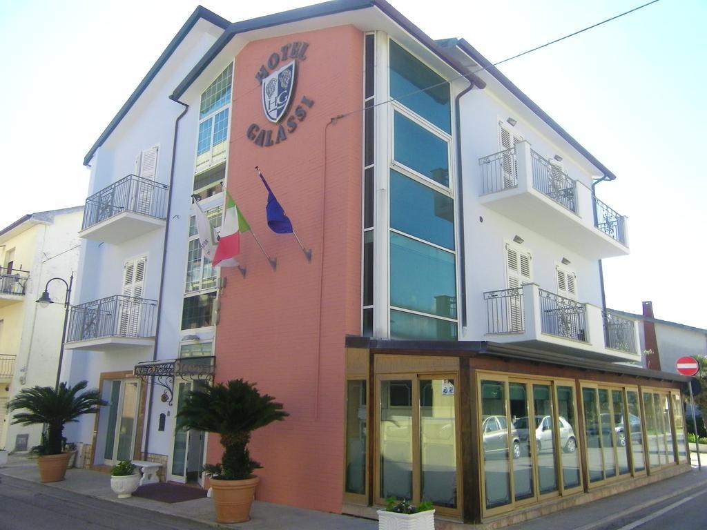 Hotel Galassi Нумана Экстерьер фото